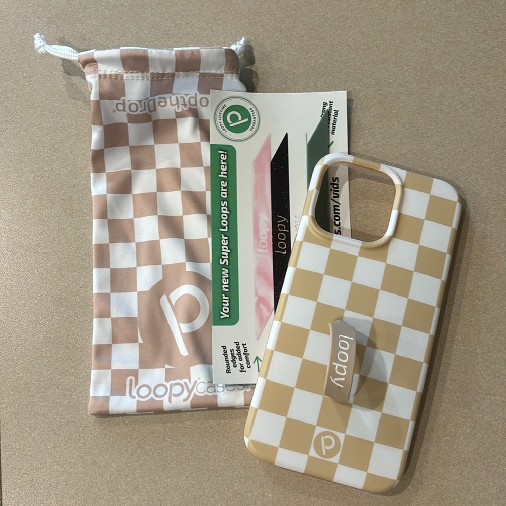 iPhone 15 plus loopy case- NEVER USED